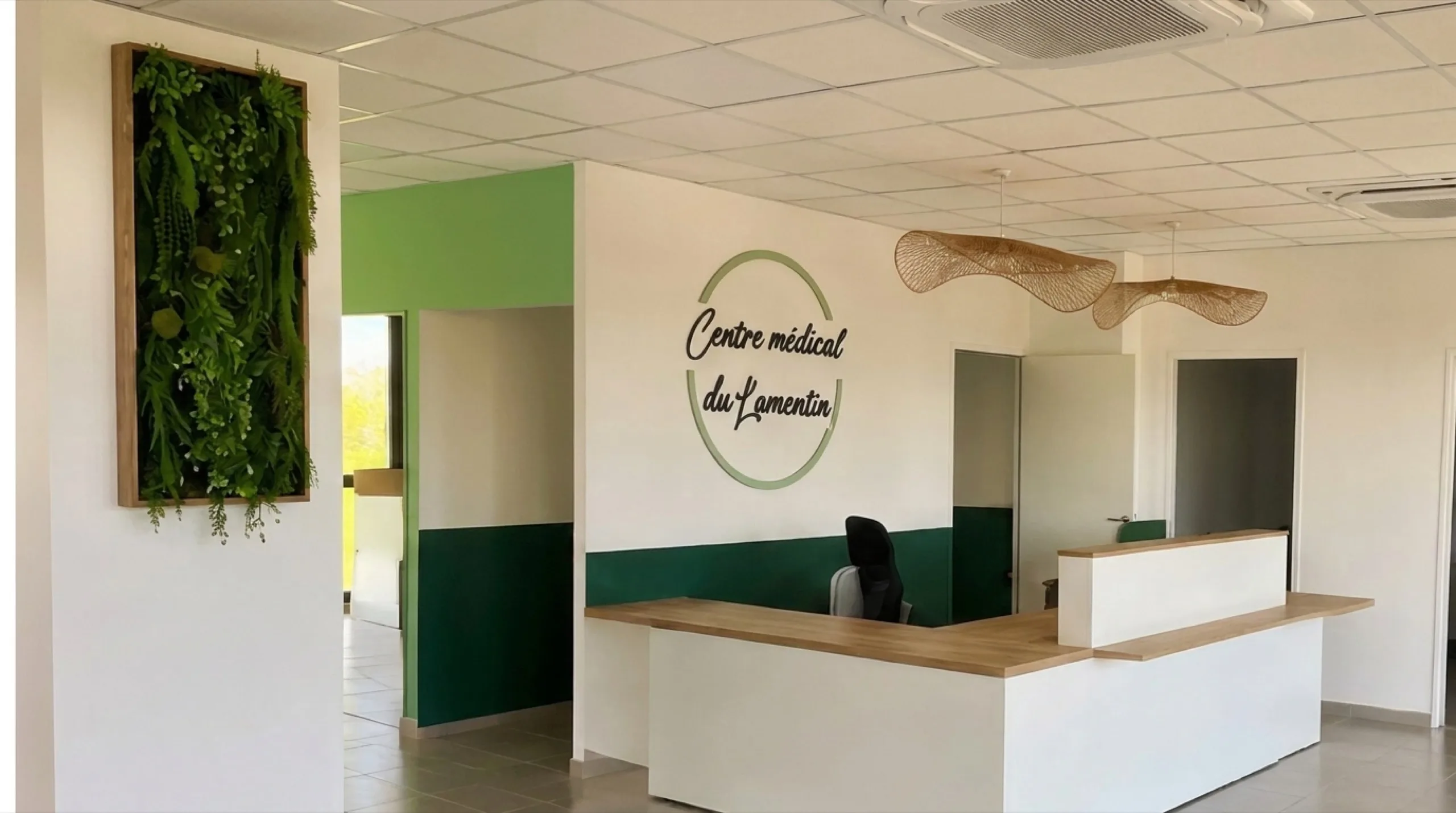 Salle d'attente du Centre Médical du Lamentin
